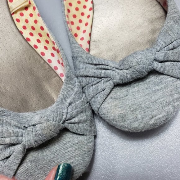 5/$25 Rue21 ect gray bow flats size 6/7 - Picture 3 of 10